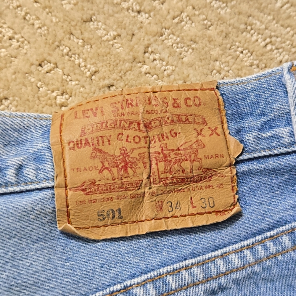 Vintage 1993 Levi's 501 32x27 USA Jeans Classic Light Blue Wash - Picture 12 of 13